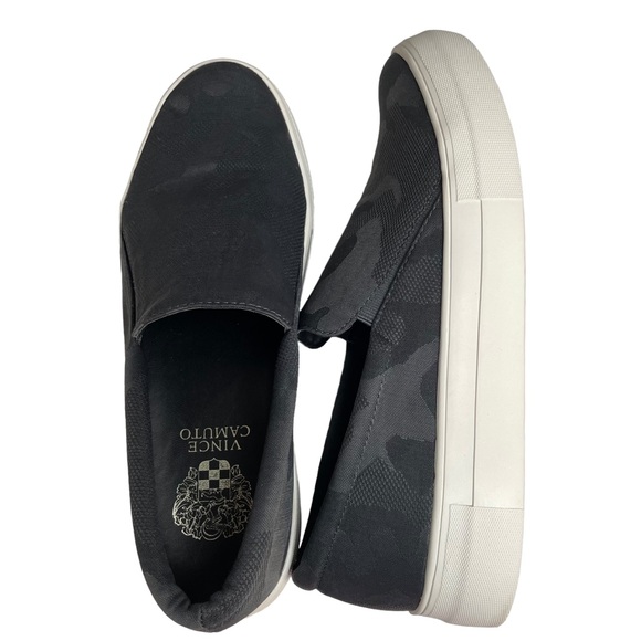 Vince Camuto Shoes - Women’s Vince Camuto Camo Print Slip On Sneaker Casual Tennis Shoe Size 8M
